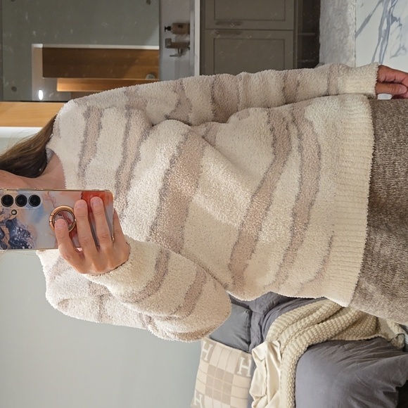 Barefoot Dreams CozyChic Sweater XS | Super Soft Lounge Essential, VGUC - Picture 3 of 10